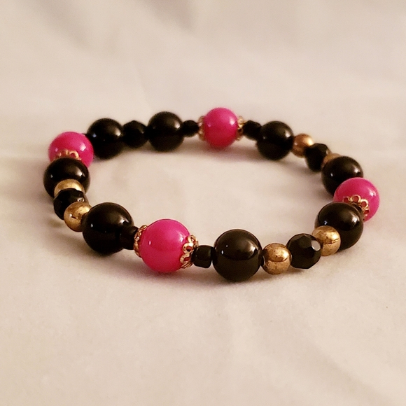 Beaded Bracelet $5 BUNDLE DEAL! - Picture 1 of 2